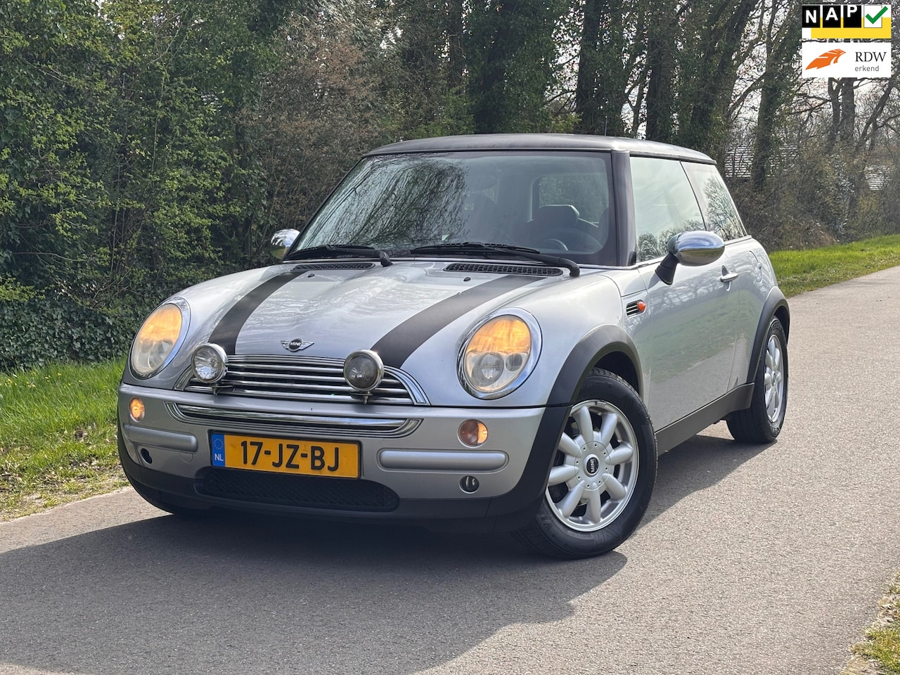 MINI One - Mini 1.6 Salt | Airco Nu € 1.450,- !!! - AutoWereld.nl