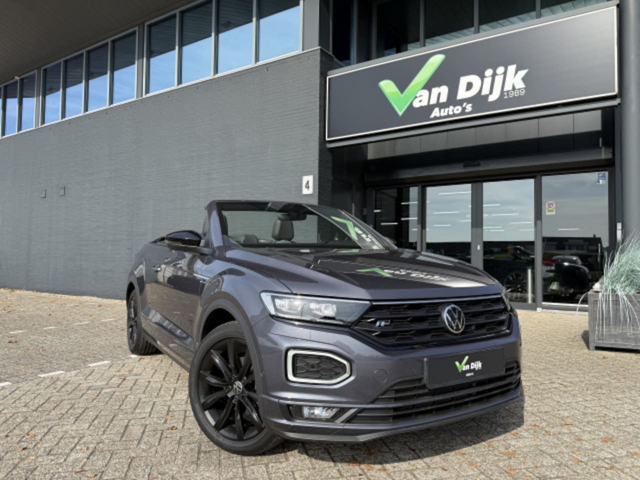Volkswagen T-Roc Cabrio - 1.5 TSI R-Line Navi Camera Virt.Cockpit - AutoWereld.nl