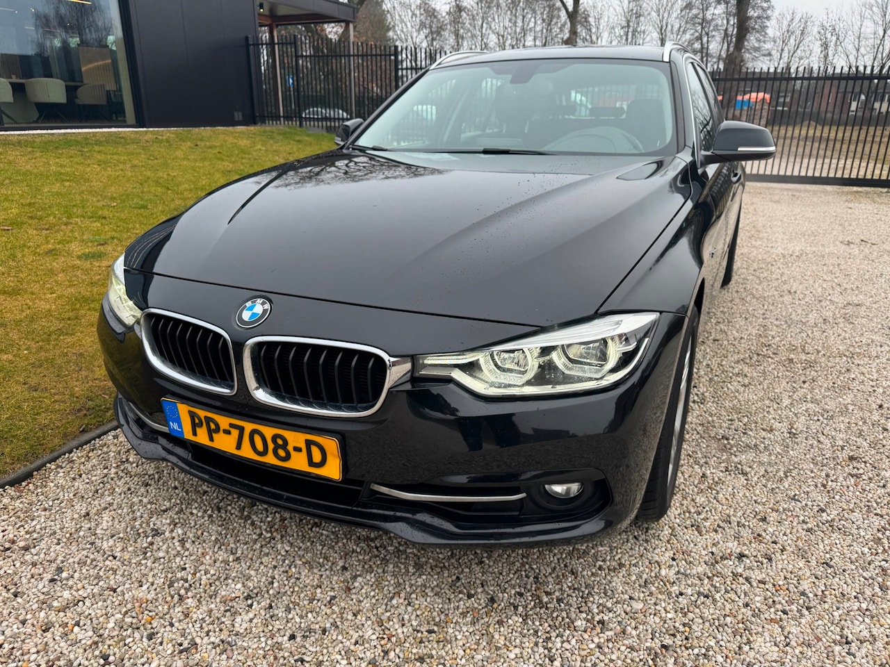BMW 3-serie Touring - 318i Executive 318i Executive - AutoWereld.nl