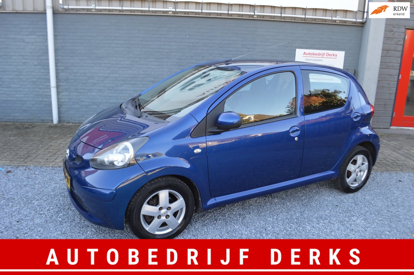 Toyota Aygo - 1.0-12V + Airco 5Drs Stuurbekrachtiging Jaar Garantie - AutoWereld.nl