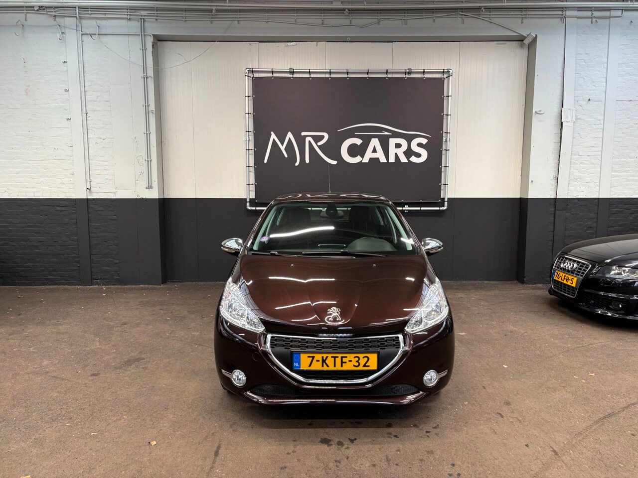 Peugeot 208 - 1.2 VTi Envy Airco/Navi/Cruis Control - AutoWereld.nl
