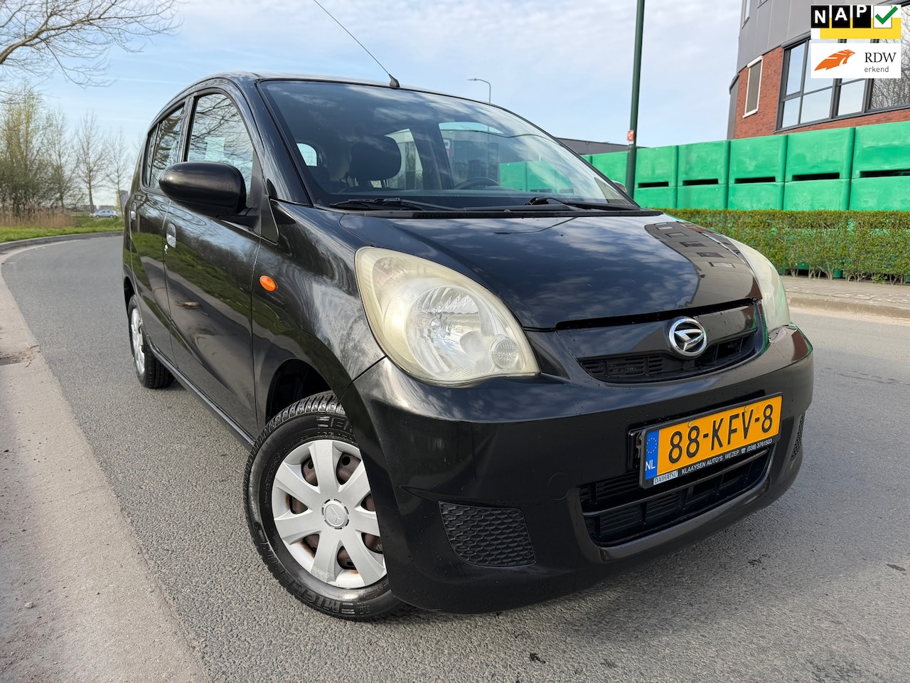 Daihatsu Cuore - 1.0 Comfort BJ 2009 5 DEURS/AIRCO/STUURBEK/APK ZEER NETJES !!! - AutoWereld.nl
