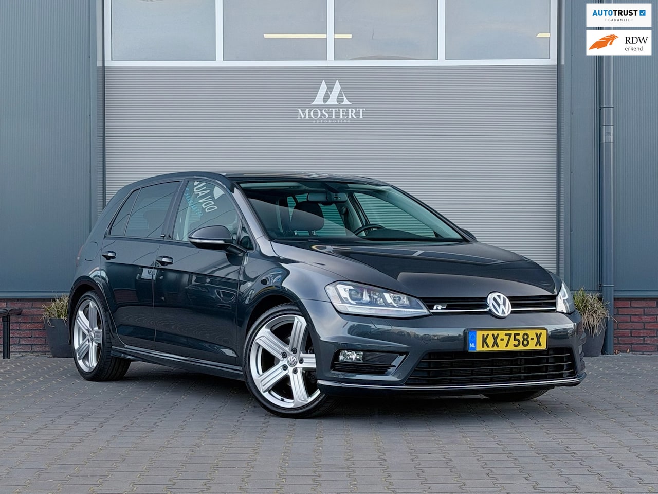 Volkswagen Golf - 1.4 TSI/150pk R-Line All-star|2016|Automaat|Dealer|Helix Sub|Stoelverw.|R line|Car-play|18 - AutoWereld.nl
