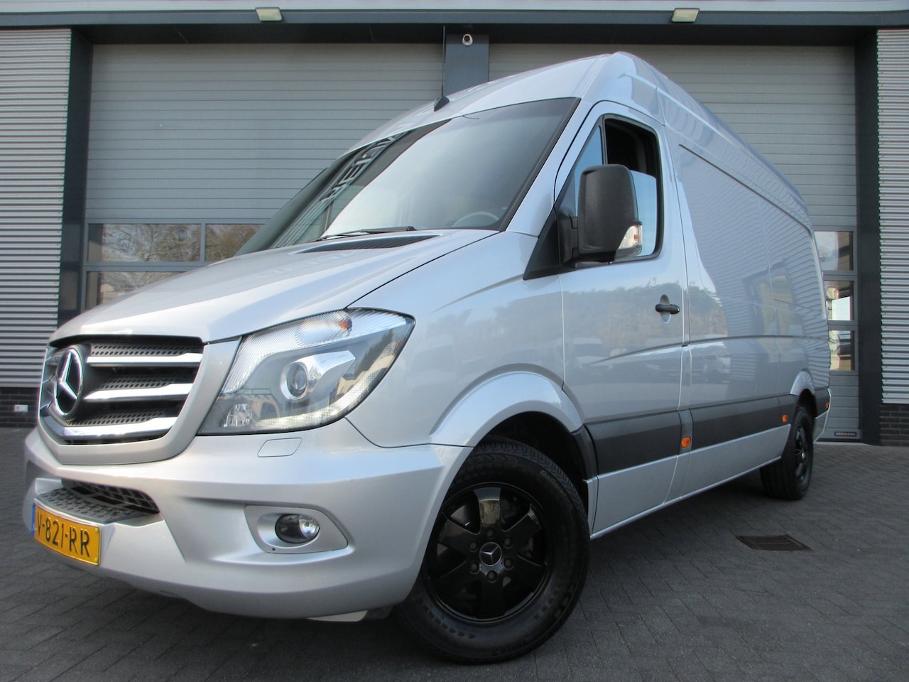 Mercedes-Benz Sprinter - 313 CDI L2H2 airco trekhaak camera Xenon 3 zits - AutoWereld.nl