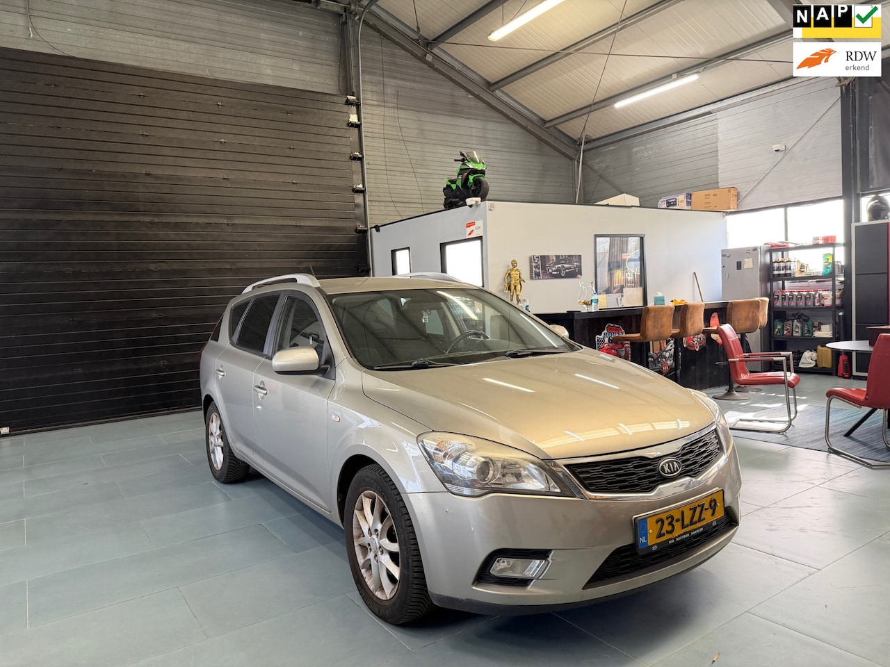 Kia Cee'd - 1.4 CVVT Seven Business EXPORT START NIET! - AutoWereld.nl