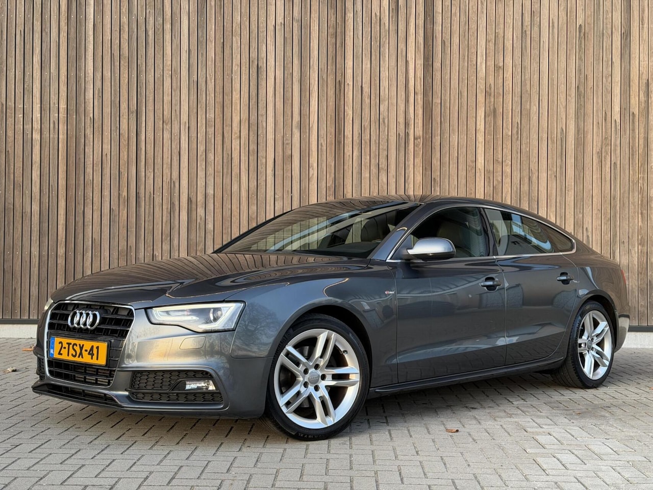 Audi A5 Sportback - 1.8 TFSI Sport Edition | S-LINE | XENON | NL-AUTO - AutoWereld.nl