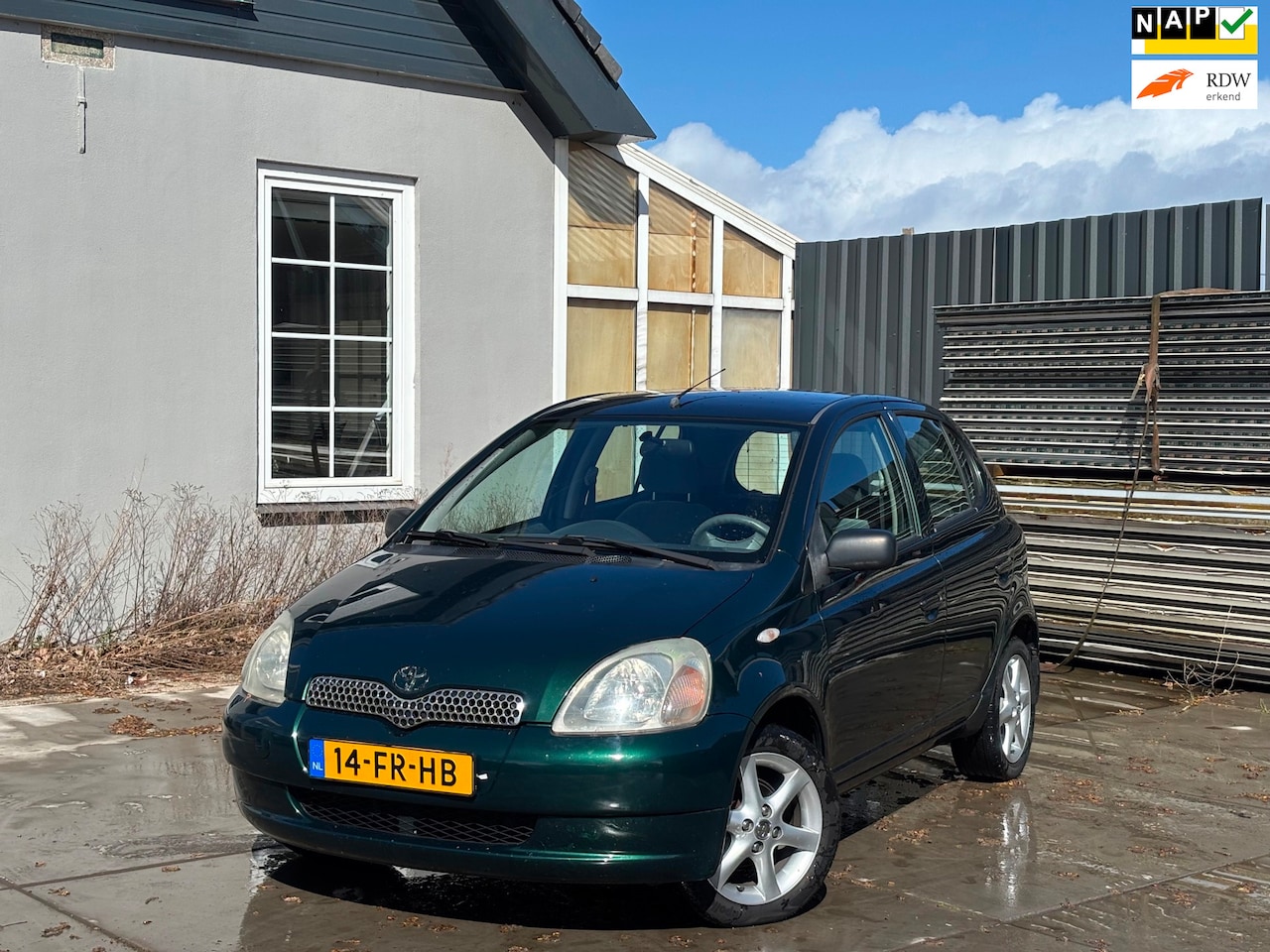 Toyota Yaris - 1.3-16V VVT-i Sol | Nieuwe APK | Automaat | NAP | El. Ramen | Sportvelgen | 5-drs | Rijdt - AutoWereld.nl