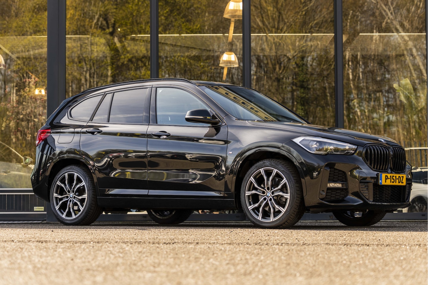 BMW X1 - xDrive25e eDrive Edition M-Pakket - AutoWereld.nl