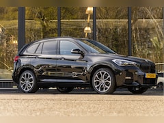 BMW X1 - xDrive25e eDrive Edition M-Pakket panoramadak / harman kardon / hud