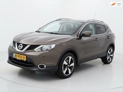 Nissan Qashqai - 1.2 N-Connecta Pano|Camera|Trekhaak