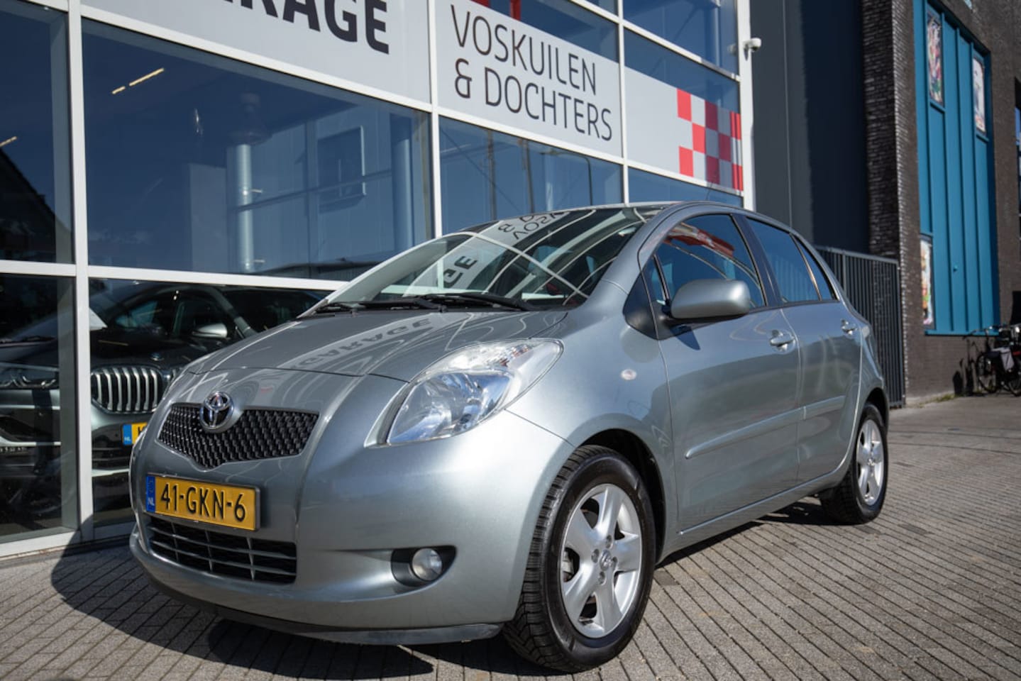 Toyota Yaris - 1.3 VVTi Luna MMT Automaat - AutoWereld.nl