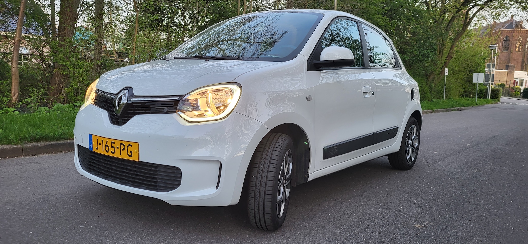 Renault Twingo - 1.0 SCe Collection - AutoWereld.nl