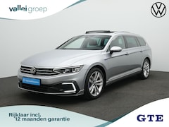 Volkswagen Passat Variant - 1.4 TSI 218 pk PHEV GTE | Panoramadak | Trekhaak | IQ Light | Leder/alcantara | Achteruitr