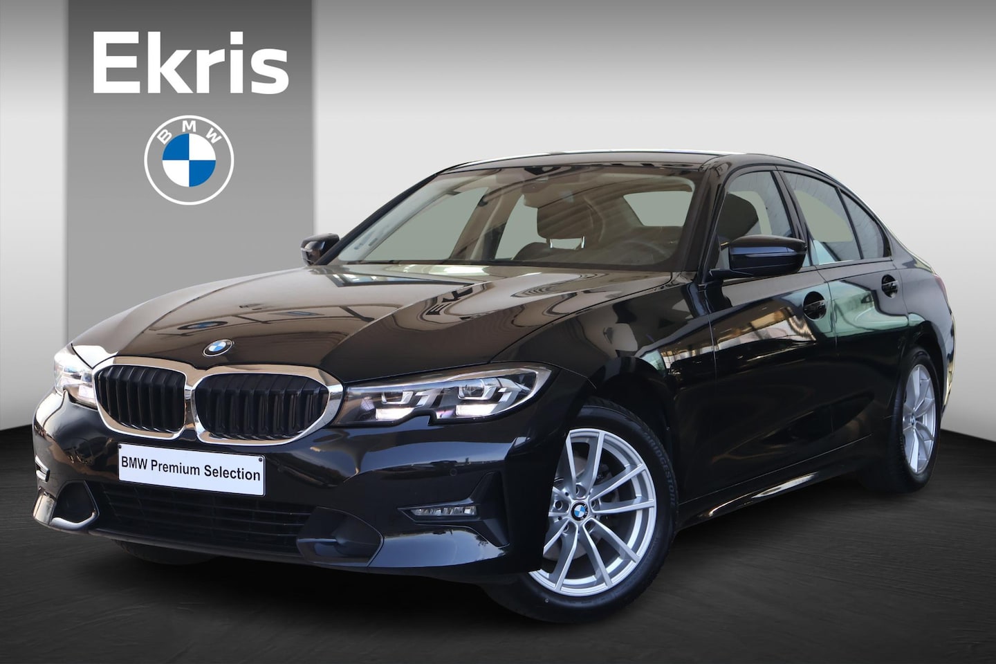 BMW 3-serie - 320i High Executive | Sport Line | Stoelverwarming | Apple Carplay/Android Auto - AutoWereld.nl