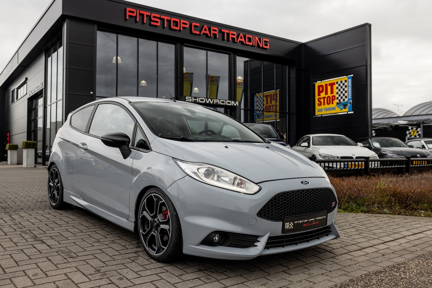 Ford Fiesta - 1.6 ST200, 200 PK, Milltek, Cruise, Syle-Pakket, Nieuwstaat! - AutoWereld.nl