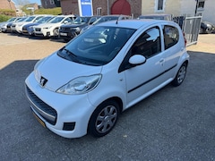 Peugeot 107 - 1.0-12V XS