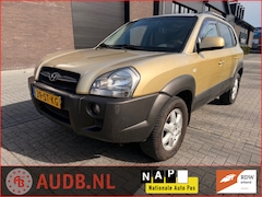 Hyundai Tucson - 2.0i Dynamic| AIRCO|CRUISE CONTROL|