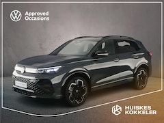 Volkswagen Tiguan - R-Line Edition 1.5 TSI eHybrid 272pk DSG Automaat Trekhaak, Panoramadak, Black Style, Elek
