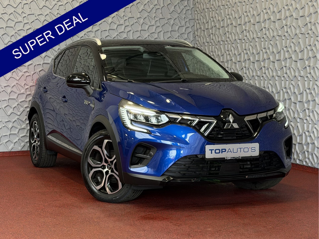 Renault Captur - PLUG IN HYBRID BENZINE EN 60KM ELEKTRISCH 1.6 PHEV AT INTENSE+ NW AUTO / CAMERA / NAVI LED - AutoWereld.nl