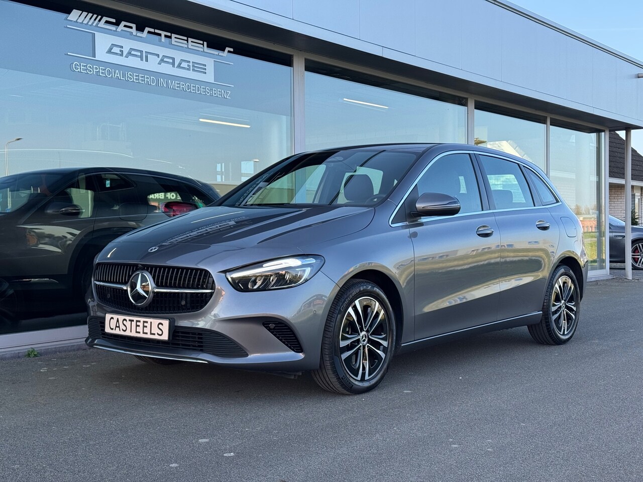 Mercedes-Benz B-klasse - 250 e Progressive line Advanced automaat ,elektrische achterklep, Face lift,11kw laden,weg - AutoWereld.nl