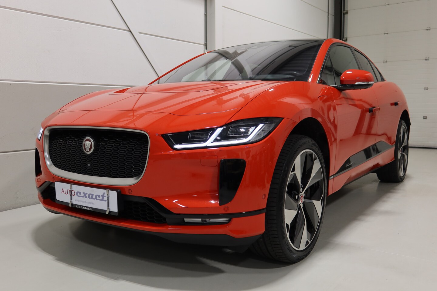 Jaguar I-PACE - EV400 HSE First Edition 90 kWh I Luchtvering I Full options I Head up I 22inch - AutoWereld.nl