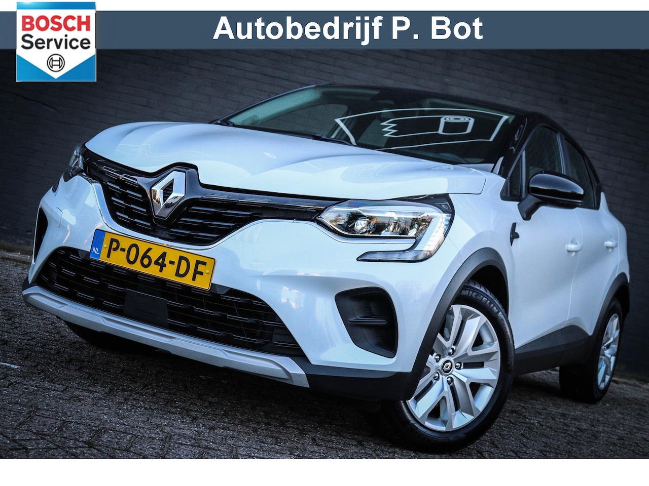 Renault Captur - 1.3 TCe 140 Intens Van 17.950,- NU 15.950,- - AutoWereld.nl