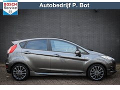 Ford Fiesta - 1.0 EcoBoost ST Line Paasprijs 8.950,