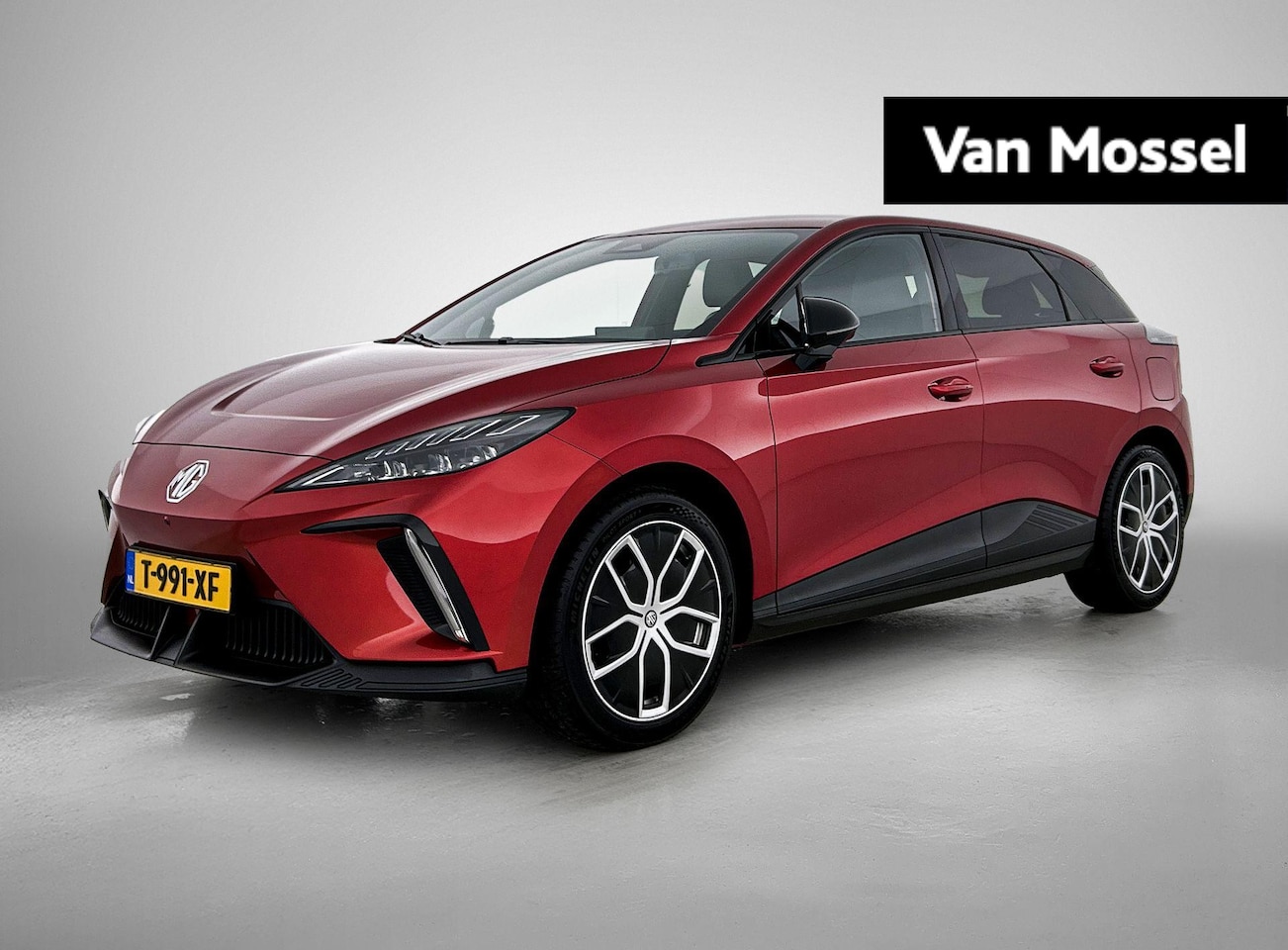 MG MG4 - Luxury Long Range 64 kWh | WLTP 435 KM | 1e-EIG. |  Afneembare Trekhaak | 18"LMV | Navi | - AutoWereld.nl