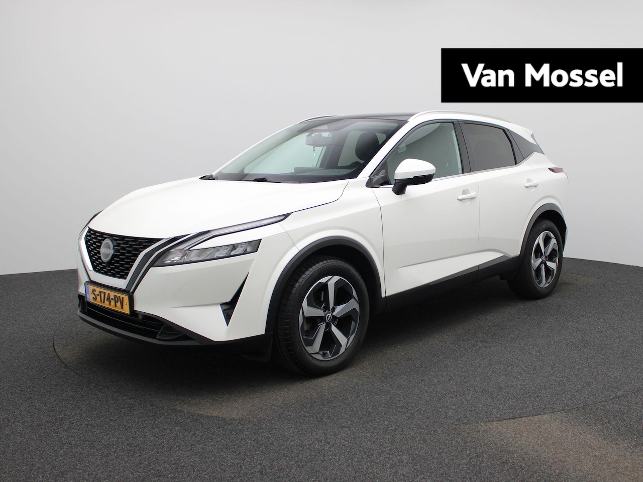 Nissan Qashqai - 1.3 MHEV N-Connecta | Navigatie | Apple Carplay / Android Auto | Panoramadak | Virtual Coc - AutoWereld.nl