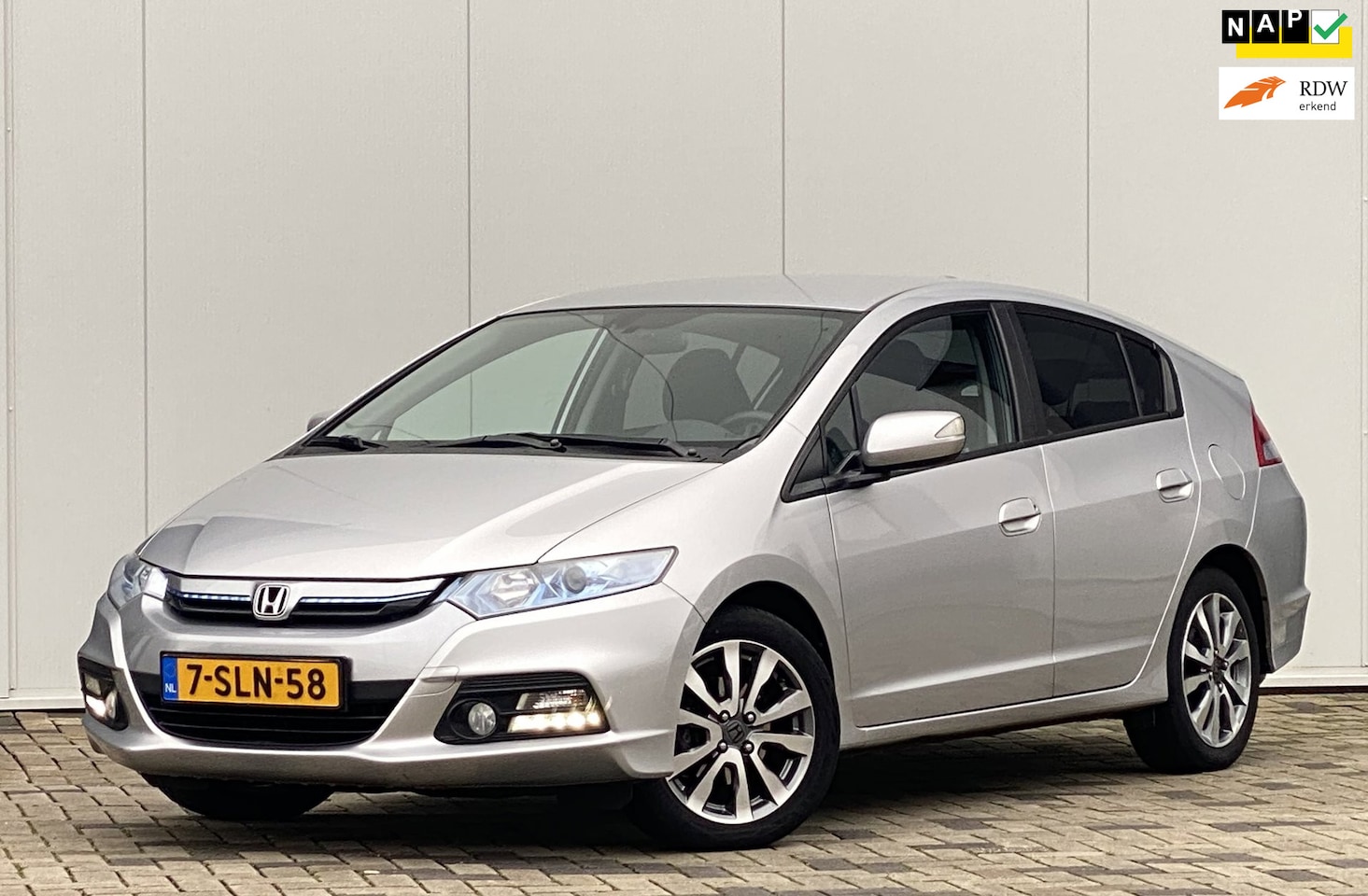 Honda Insight - 1.3 Exclusive HYBRIDE AUTOMAAT DEALER ONDERHOUDEN IN NIEUWSTAAT - AutoWereld.nl