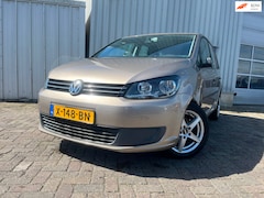 Volkswagen Touran - 1.2 TSI Highline BlueMotion - Schade