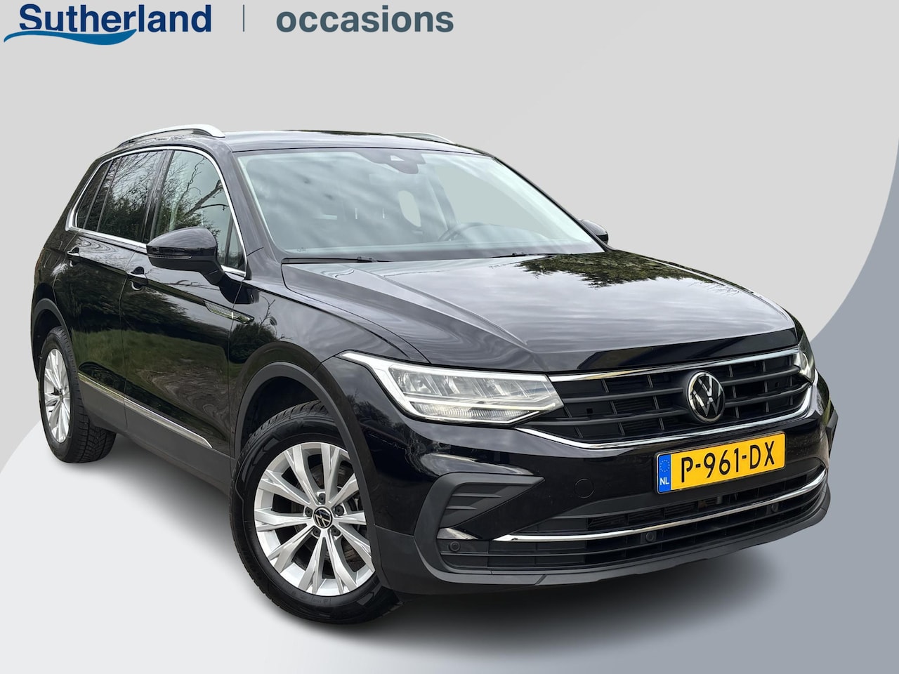 Volkswagen Tiguan - 1.5 TSI Life Business |  96500 km | Trekhaak | Navigatie - AutoWereld.nl