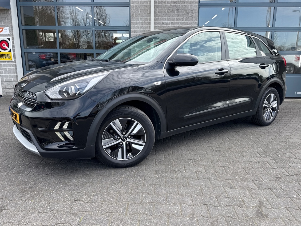 Kia Niro - 1.6 GDi Hybrid DynamicLine|CAMERA|NAVIGATIE| - AutoWereld.nl