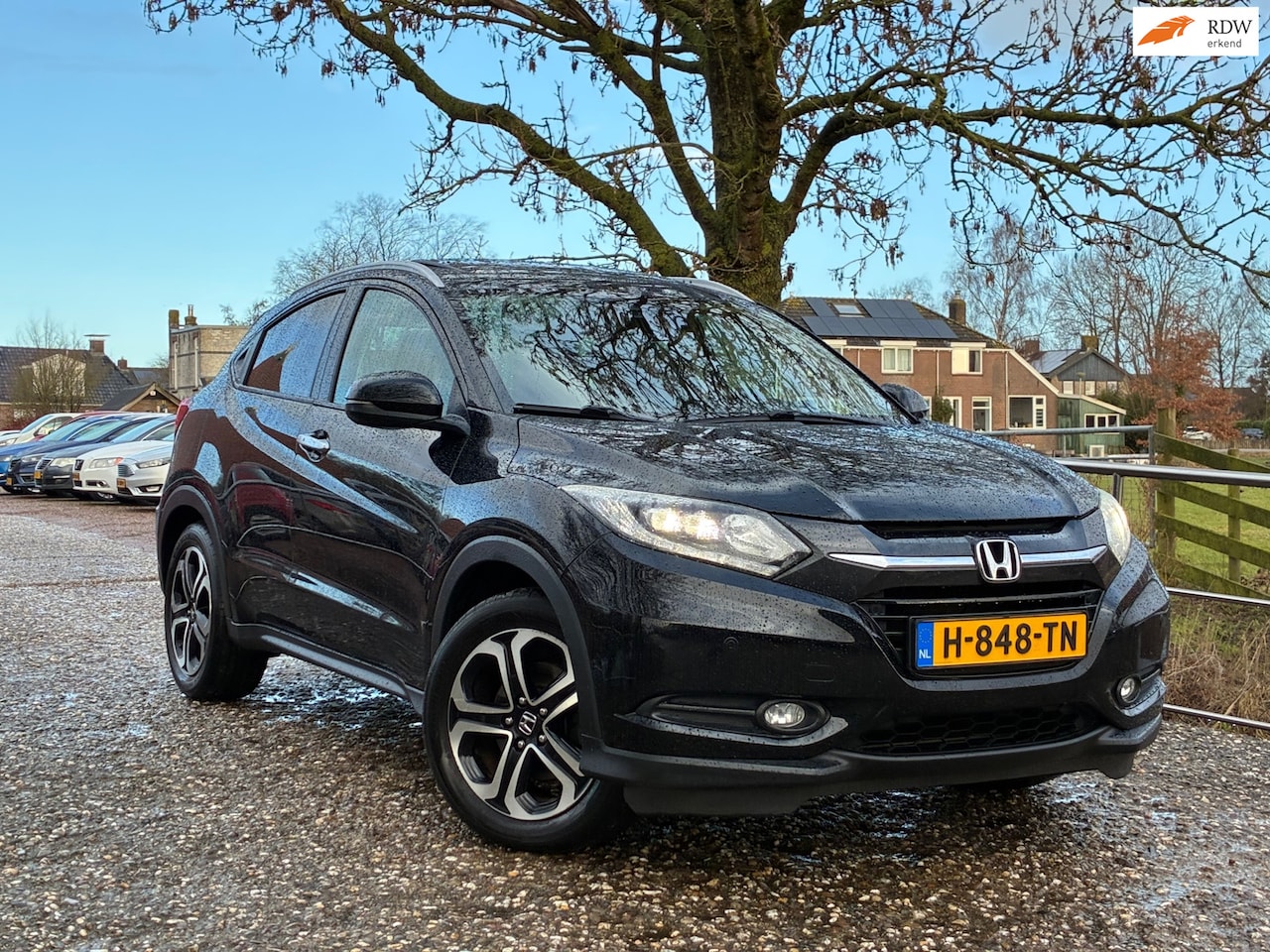 Honda HR-V - 1.5 i-VTEC Executive | Pano/schuifdak + Xenon/LED + Leder nu €11.975,-!! - AutoWereld.nl