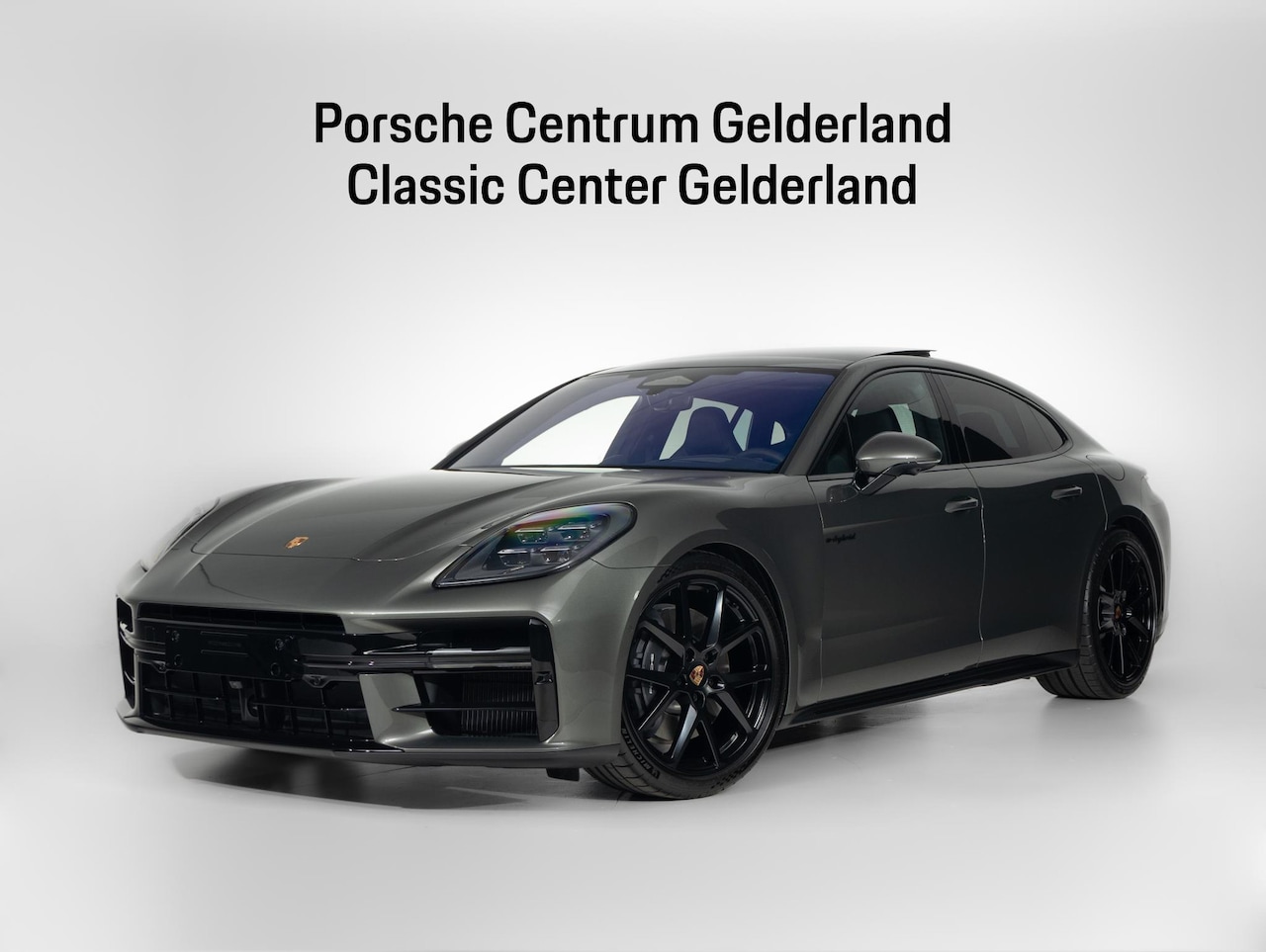 Porsche Panamera - 4 E-Hybrid - AutoWereld.nl