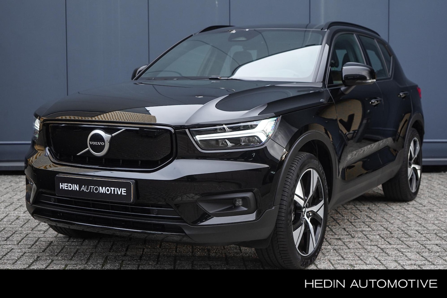 Volvo XC40 - Recharge P8 AWD R-Design | Hoogvoltaccu 93%| Harman/kardon audio | Pilot assist | Dode hoe - AutoWereld.nl