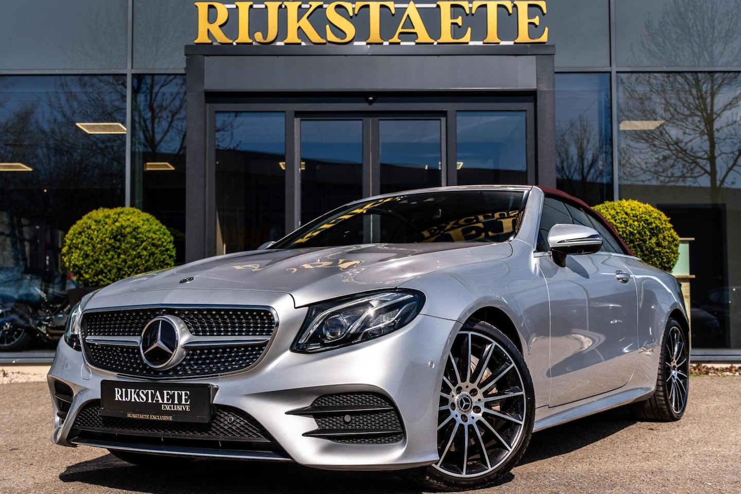 Mercedes-Benz E-klasse Cabrio - 300 25th Anniversary|BURMESTER|360 - AutoWereld.nl