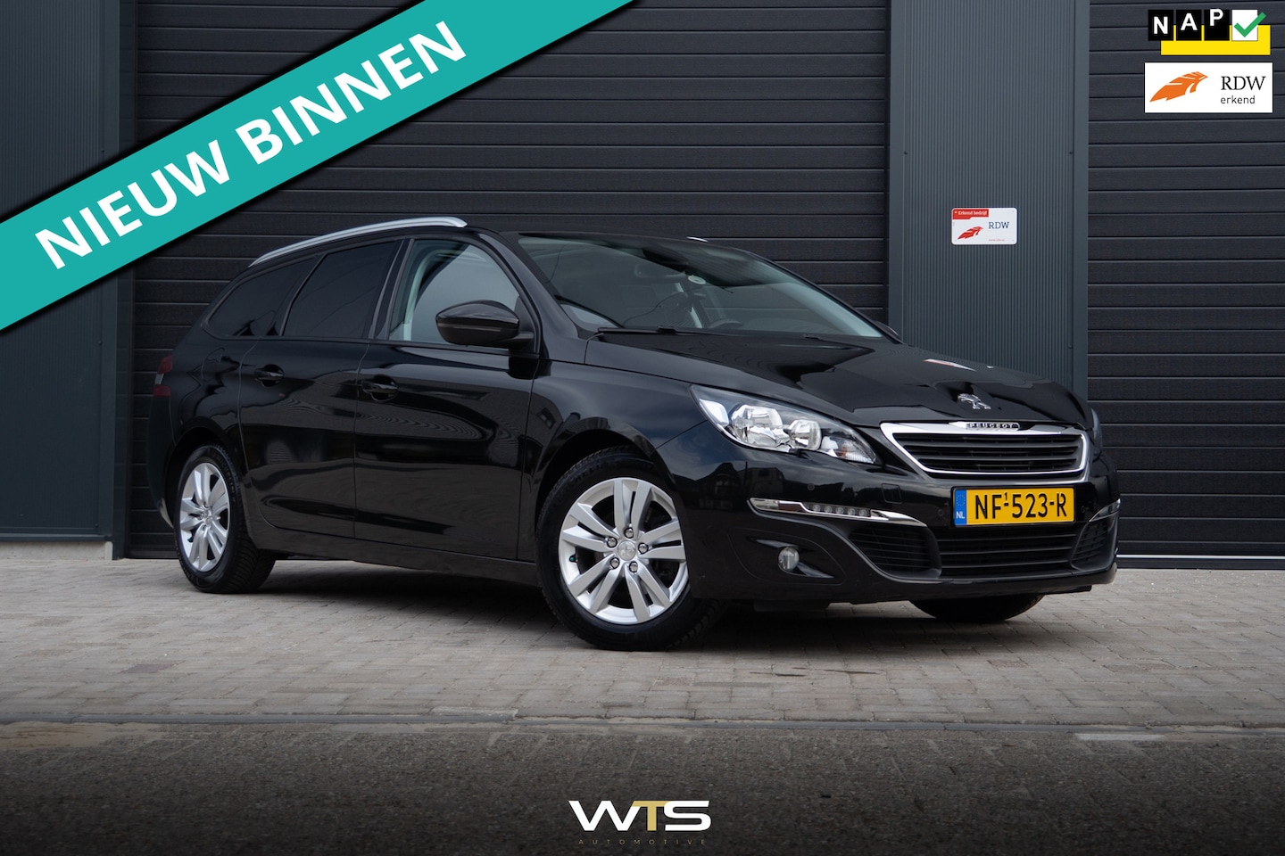 Peugeot 308 SW - 1.2 Blue Lease Executive Zwart Dealer Onderhouden | INRUIL MOGELIJK - AutoWereld.nl
