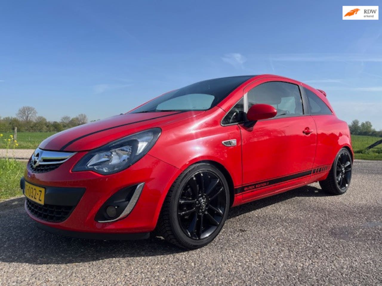 Opel Corsa - 1.4-16V Cosmo Airco zeer mooi 164698 km bj 2012 - AutoWereld.nl