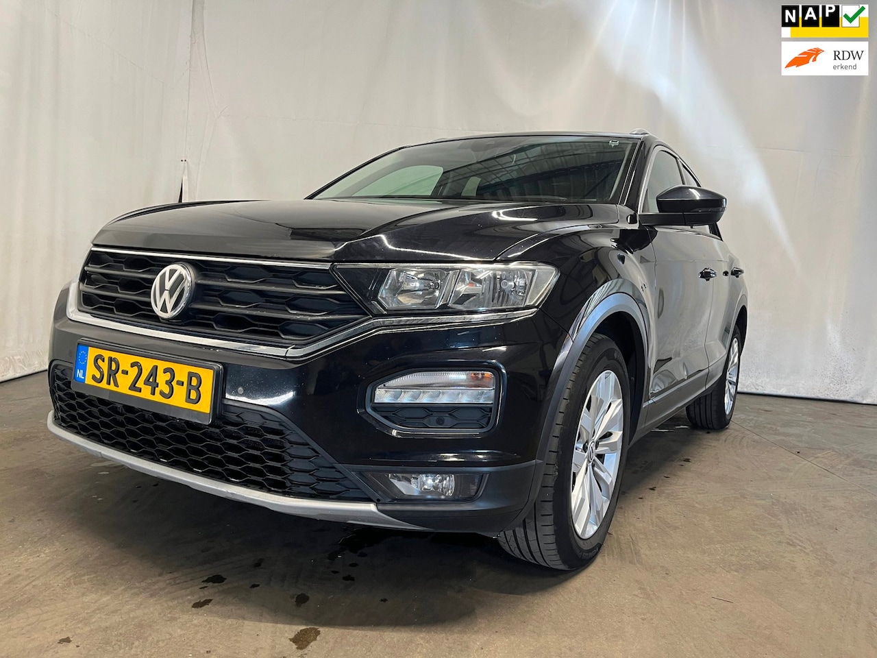 Volkswagen T-Roc - 1.0 TSI Style - Rechter Zijschade - BPM - AutoWereld.nl