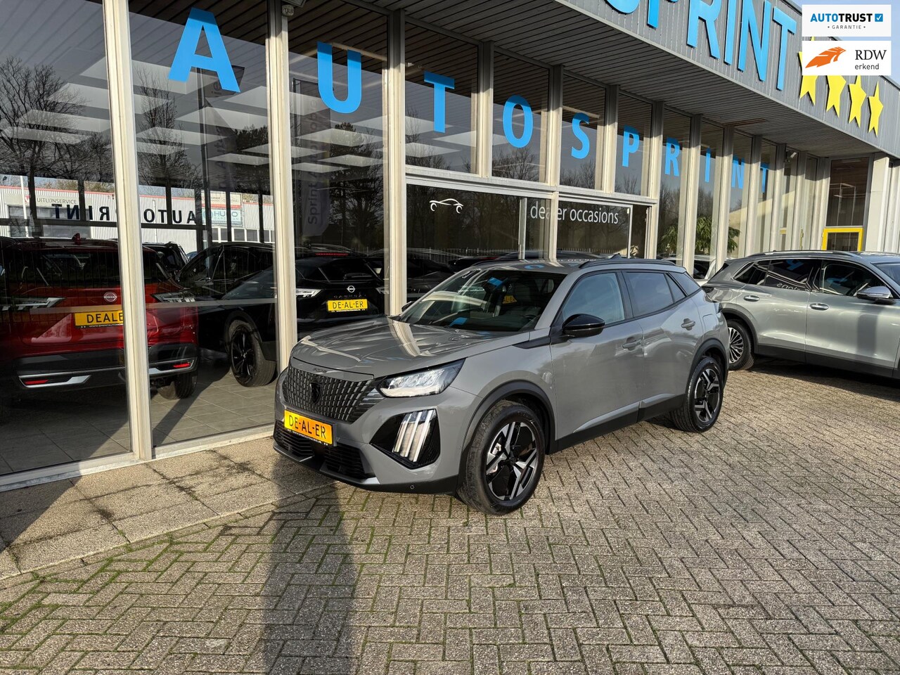 Peugeot 2008 - 1.2 PureTech PK130 / ACHTERUITRIJCAMERA / NAVIGATIE - AutoWereld.nl