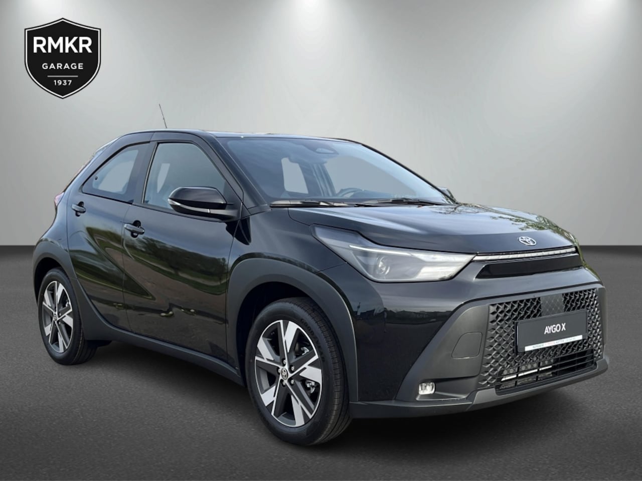 Toyota Aygo X - Hybrid 115 Black Edition | Stoelverwarming | ACC | Apple Carplay - AutoWereld.nl