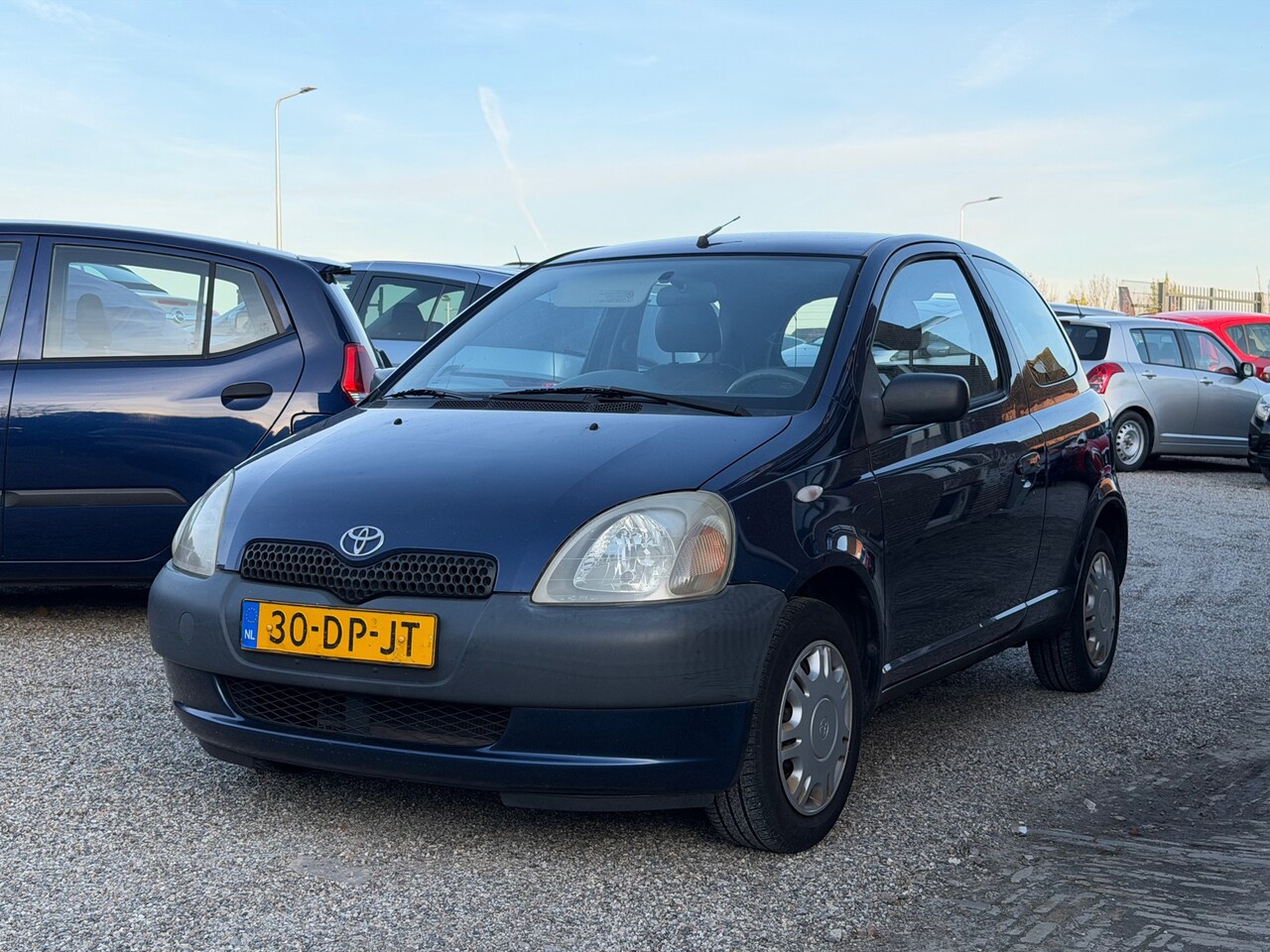 Toyota Yaris - 1.0 VVT-i Luna Dealer Onderhouden Nette Auto - AutoWereld.nl