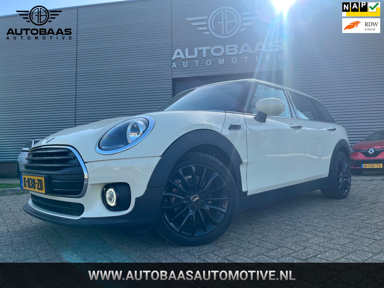 MINI Clubman - 1.5 Business Edition AUTOMAAT+NL-AUTO+NAP+1EIG+NAVI+CLIMATE CONTROL+PARKEERSENSOREN+CRUISE - AutoWereld.nl
