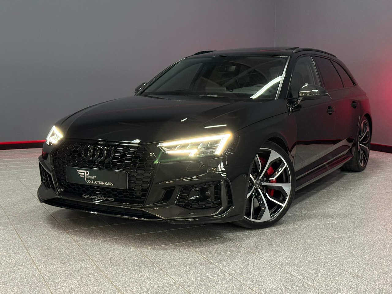 Audi RS4 - Avant 2.9 TFSI quattro Pano|HUD|Carbon|B&O - AutoWereld.nl