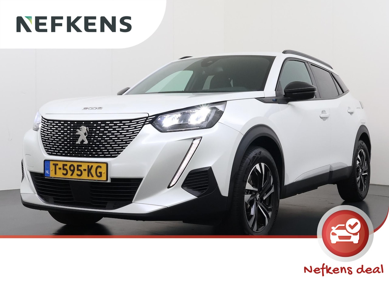 Peugeot e-2008 - EV Allure 50 kWh | ACCU 99% | 3-fase | Automatische airconditioning | Navigatie via Apple - AutoWereld.nl