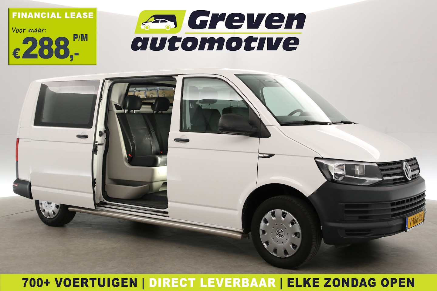 Volkswagen Transporter - 2.0 TDI 140PK L2H1 | 62dKM | DC | 6 Zits | Airco | Trekhaak | Elektrpakket - AutoWereld.nl