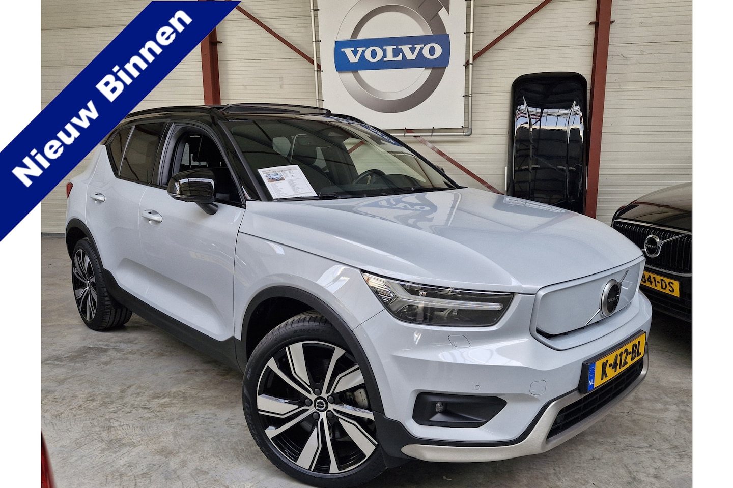 Volvo XC40 - Recharge P8 AWD R-Design NL Auto | Pano | Harman Kardon | 360 Cam NL AUTO - AutoWereld.nl