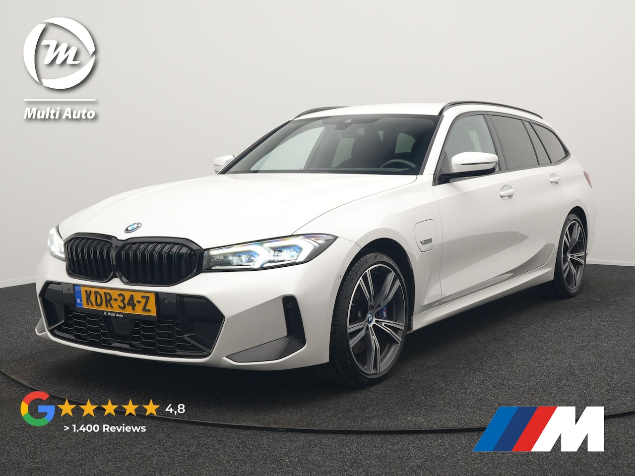 BMW 3-serie Touring - 330e M Sport PHEV 293pk Dealer O.H. NIEUW MODEL | Adaptive Cruise | Head Up | Camera | Led - AutoWereld.nl