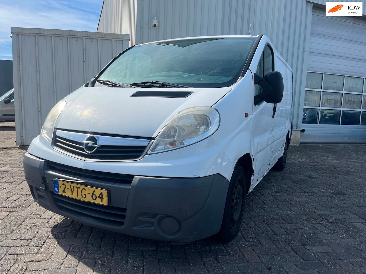 Opel Vivaro - 2.0 CDTI L1H1 - Schade - AutoWereld.nl